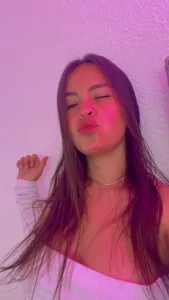 Scarlett2211's XXX Nude Photo 2