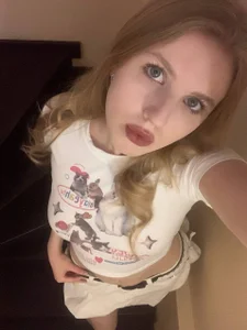 Kelly__White Public Pic