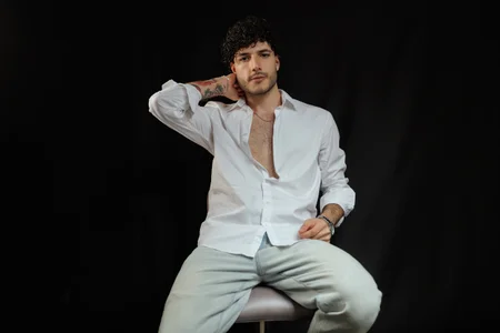 Rafael_Mendezzのelegant guyの 2枚の写真