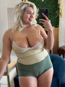 adalinestar Public Pic 2