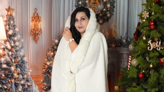 All I want for Christmas is trouble 🎁🍬 de PerfectMom  4 Imagens