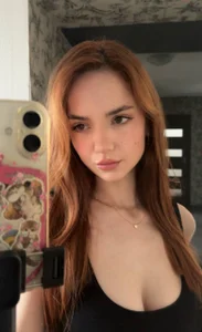 HopeOliger pretty me Pic 3