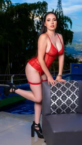 HannaMiller_1のNew setの枚の写真