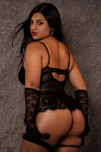 ElleGiselleeのMORENAの 6枚の写真