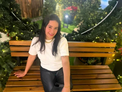 GreciaFox1 Christmas 2025 Pic 7