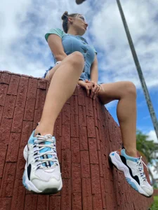 Lissa_Kim1 Public Εικόνα 3