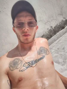 king-Randal: Public ( 6 фото)