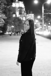 GisellePrescott a walk with Riasu💕 Pic 3