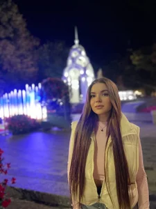 Angelina_REU evening promenade Immagine  4