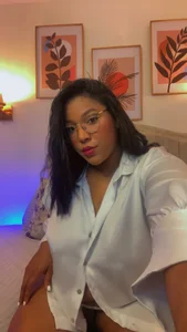 Pau_liLatina Beautifull图片