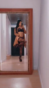 Alleanys_Cristalのsexyの枚の写真