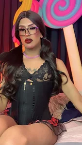 antonella_rosecs 👑 and I will be your sassy queen  3টি ছবি