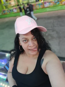 Katycurr KatyCurvis Billede 6