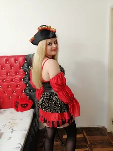 Perfect_Goddess69 pirate  2টি ছবি