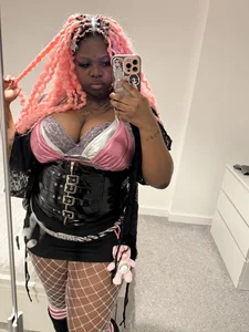 Nyla_xox feel cute might delete later Pic 3