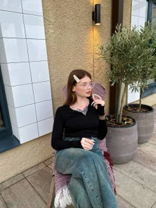 _Lily_Moon_ The sun is so warm today <3 Foto 4