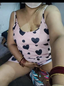 Rani_Darling_99 🔥rani in shorts Pic 2
