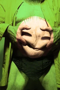 Uncle_HottieThe man of almost a thousand different faces Bild 9