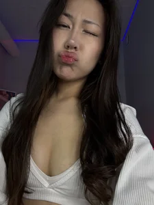 Nelly_Kimm 💍  7টি ছবি