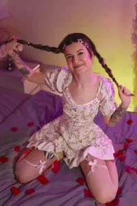 Day of love❤️ White dress and a lot of LOVE de Lil_Amelie Foto 3