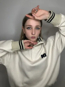 TreasaNeveume <3图片