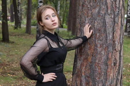 HilaryHauss Public slika 5