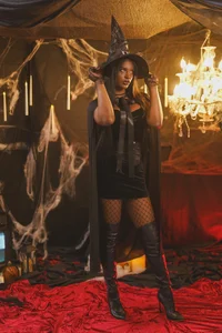 nahomi_campbell my magic spell Pic 7