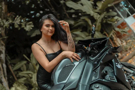 TifanyWhite_ Your favorite biker Pic 6