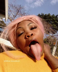 Queen_BootyXXX Queen Boo's ANACONDA 👅 Pic