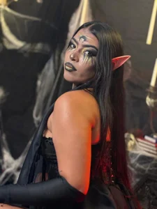 Elven Darkness 🧝🏼‍♀️🌑 de RiriiBrunette__  3 Imagens