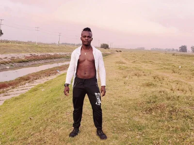 yezz3011 Public Pic 2