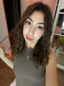 KeilaJeschon Winter is close 🥶🔥☕️ Pic 3