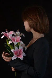 ShannaRois Haunting Beauty Pic