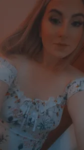 RebeccaSquirtsXXX Selfie 📸😘 Pic 3