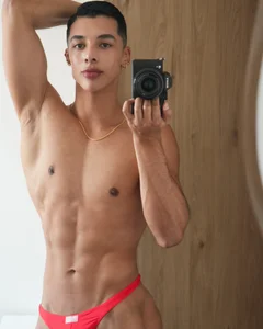 ❤️ od Troye_Williams  4 snímek