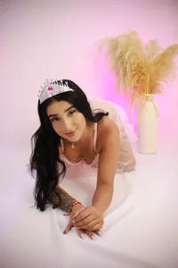 _Linoshka_1 👑🏰your pretty pink princess  4টি ছবি