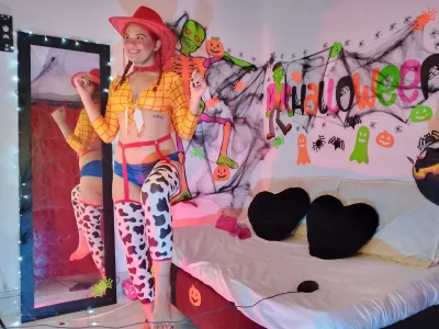 Carolinagarcia12345 🤠👻COWGIRL HALLOWEEN 🤠🎃  8. fénykép