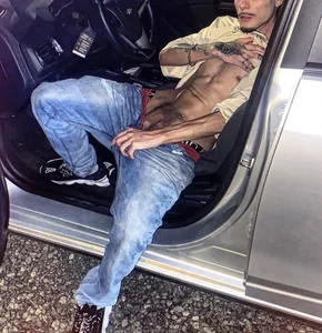 levconnor Public Hình 3