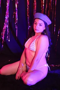 Manuela_miller_ On the floor too? Foto 2