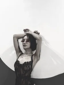 PeytonReedsのPublicの 2枚の写真