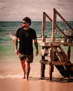 Ragnar_Larssen 🏖️☀️🌊 Poză 3