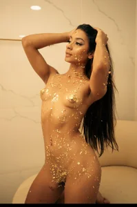 Ambar_watsonn Know me!! 🔥 slika 4