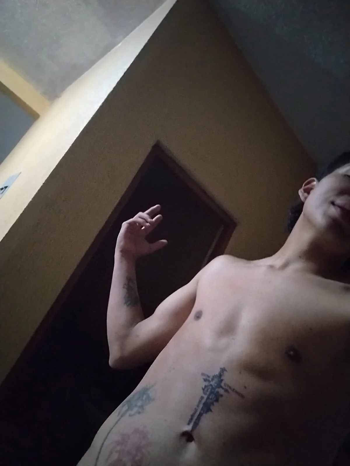 صور Leo_Royce الرائجة  2226