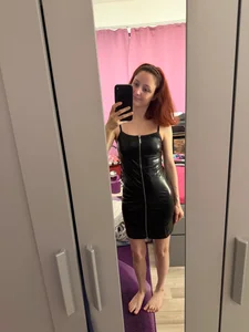 Pferdchen2101 Latex Kleid รูป  2