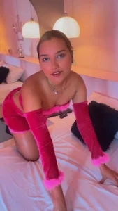Sweet and horny ❤️😈 de Vittoria_Monetti  2 Imagens
