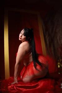 Keyla_Smitth crimson red Pic 7