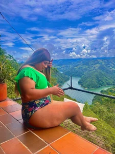 Catalina_Alvarez_ kullanıcısının A Little Vacation albümü -  3 fotoğraf