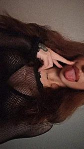 alina_lee01 In the dark 🖤🥵 Pic 4