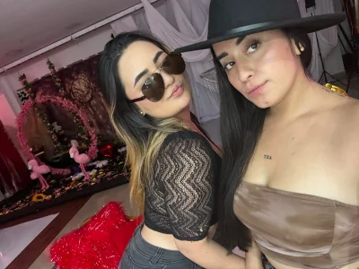 Antonella_Julieta In the photo section 🩷 Hình 2