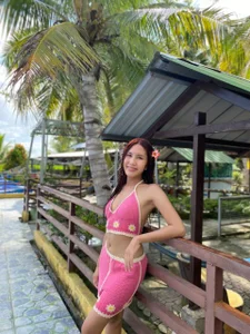 ScarlettVale: Public ( фото)